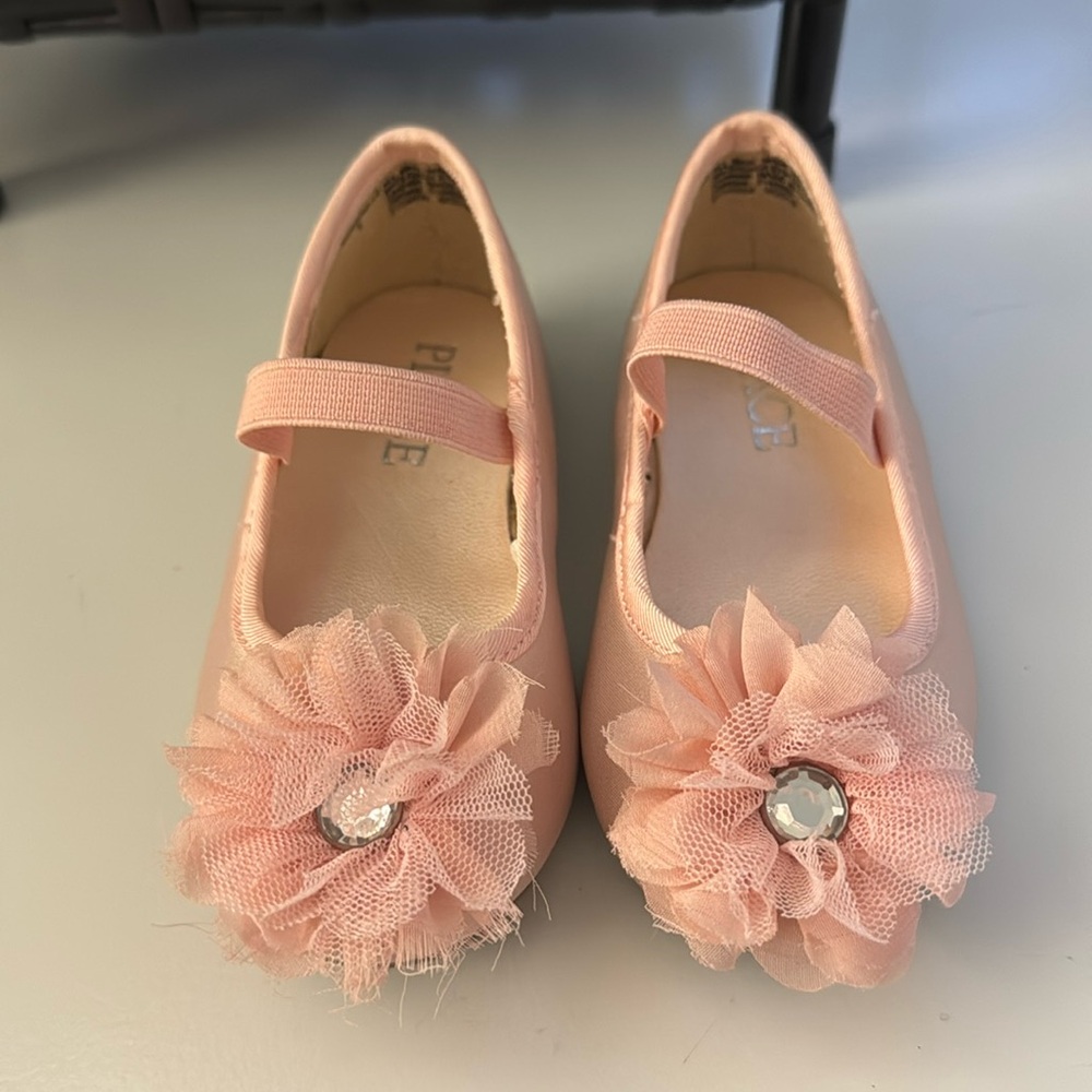 CHILDREN’S PLACE Shimmer Pink Glitter Toddler Girls Dress Shoes - size 5